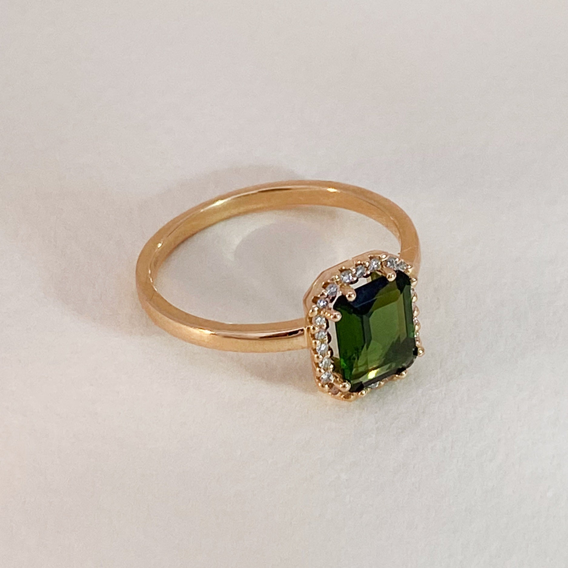 Tourmaline and Diamonds Ring